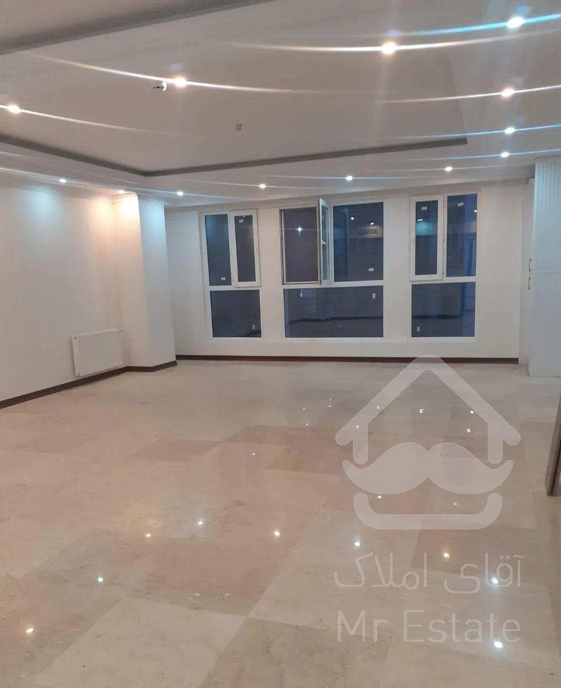 ۱۵۰متر / ۳خواب/ بدون مشابه/ کلید نخورده/ تک واحدی