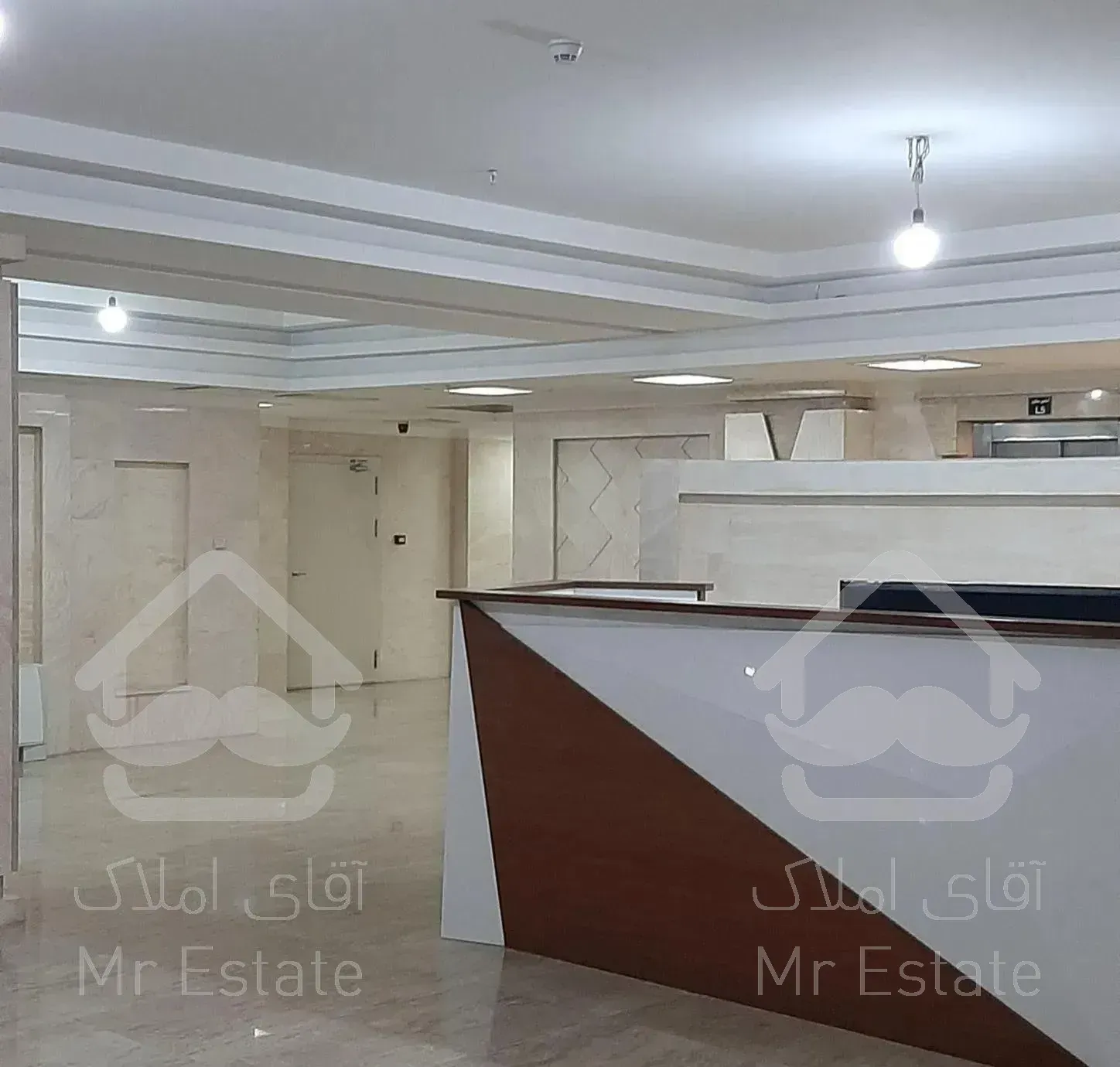 آپارتمان ۲۱۰ متری ۳ خواب ، بالکن بزرگ