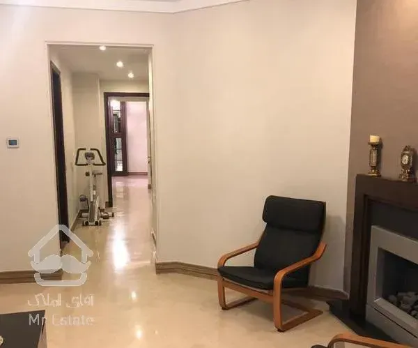 220 متر مهماندوست