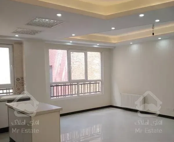 آپارتمان ۶۷ متر/ ۲ خوابه/ کم واحد