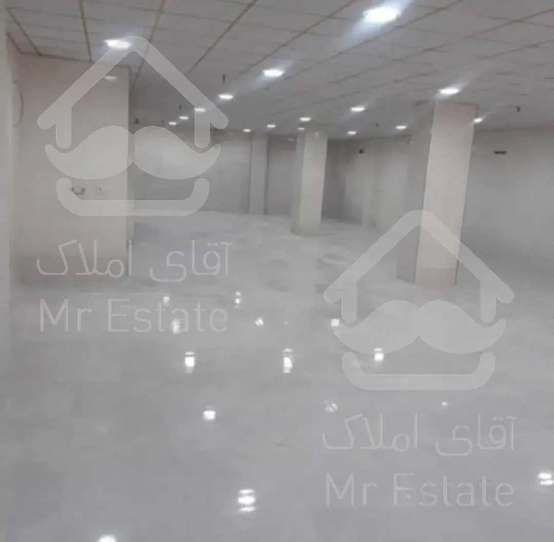 مغازه ۶۰۰متر