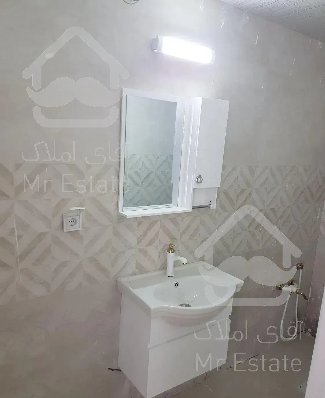 آپارتمان ۱۴۵ متری - هاشمیه ۶۲