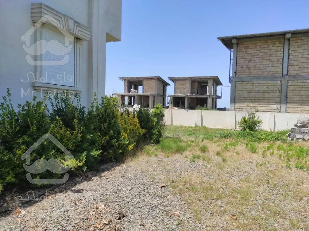 عمارت بزرگ شاه نشین با ویو طبیعت بکر شمال