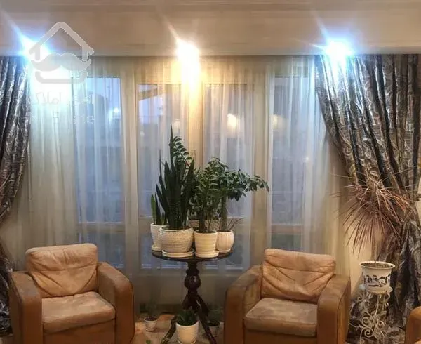 ۱۱۰ متر/خوش نقشه/فول مشاعات/بلوار ۲۴ متری