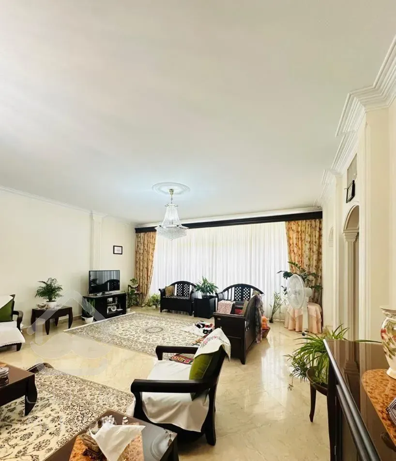 فروش آپارتمان ۱۳۰ تکواحدی/تراس بزرگ/غرق در نور