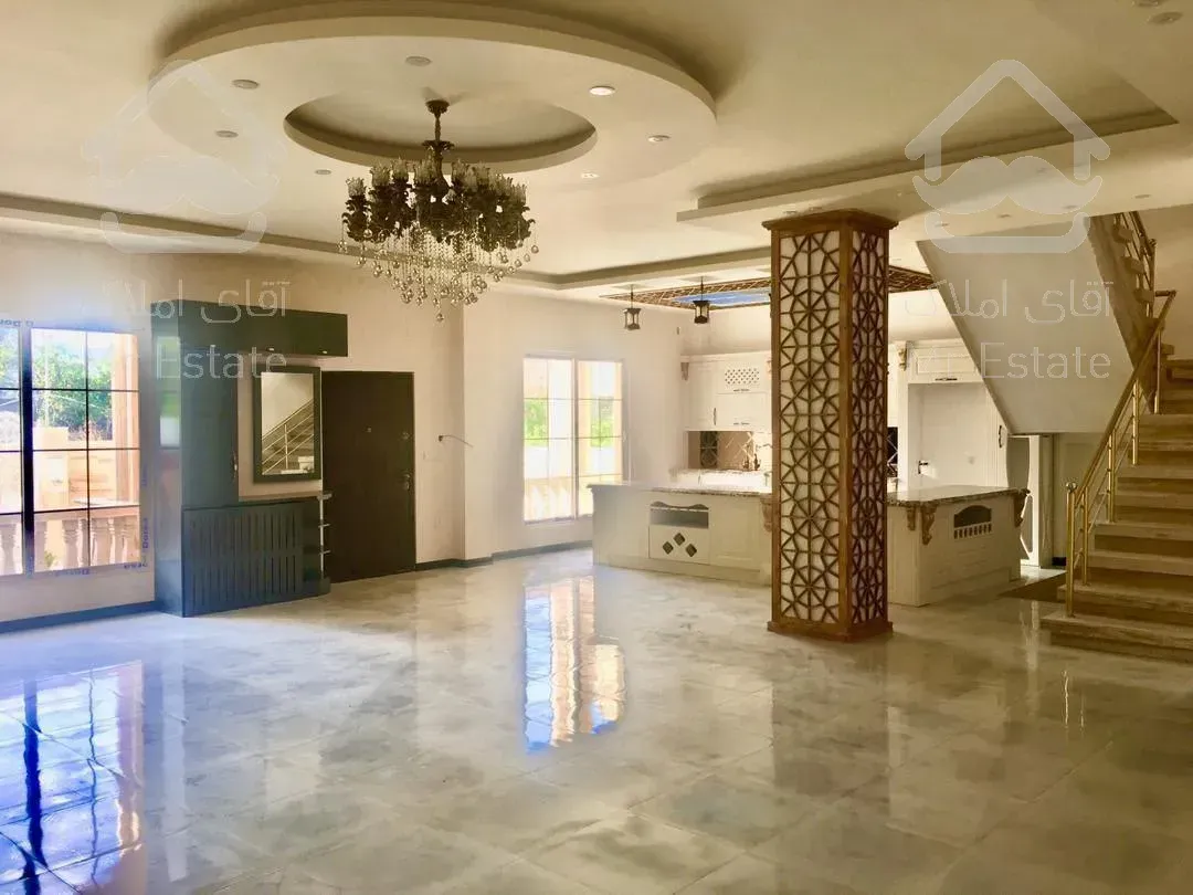 فروش ویلا ۲۷۰متری