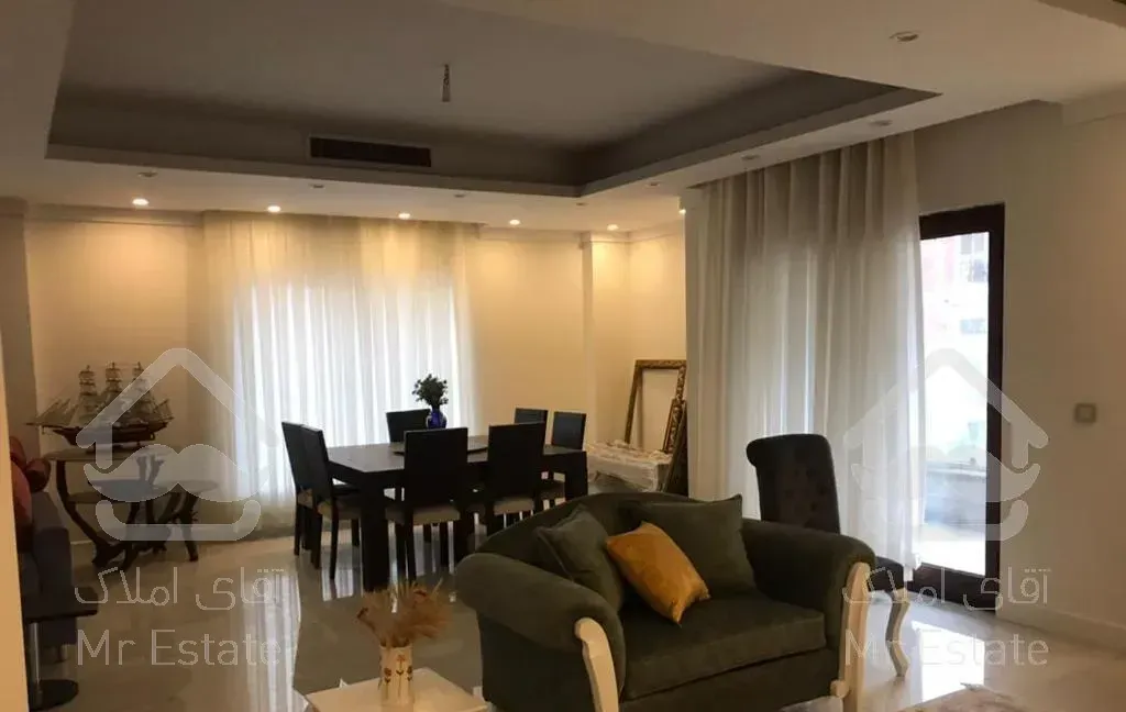 ۲۸۵ متر ۴ خواب در نیاوران جماران