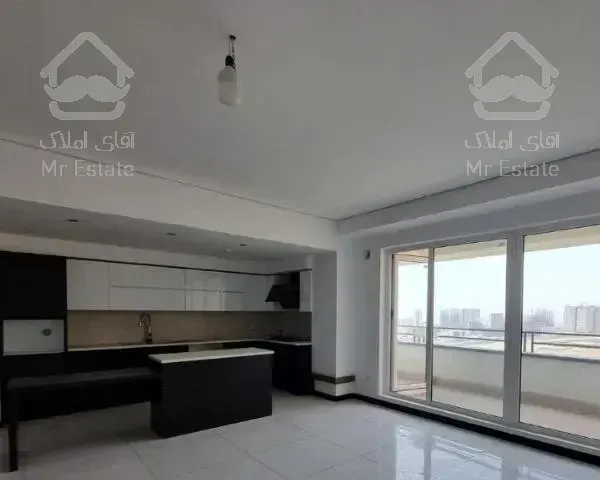 اپارتمان ۱۴۰ متری .شهید باقری .دریاچه