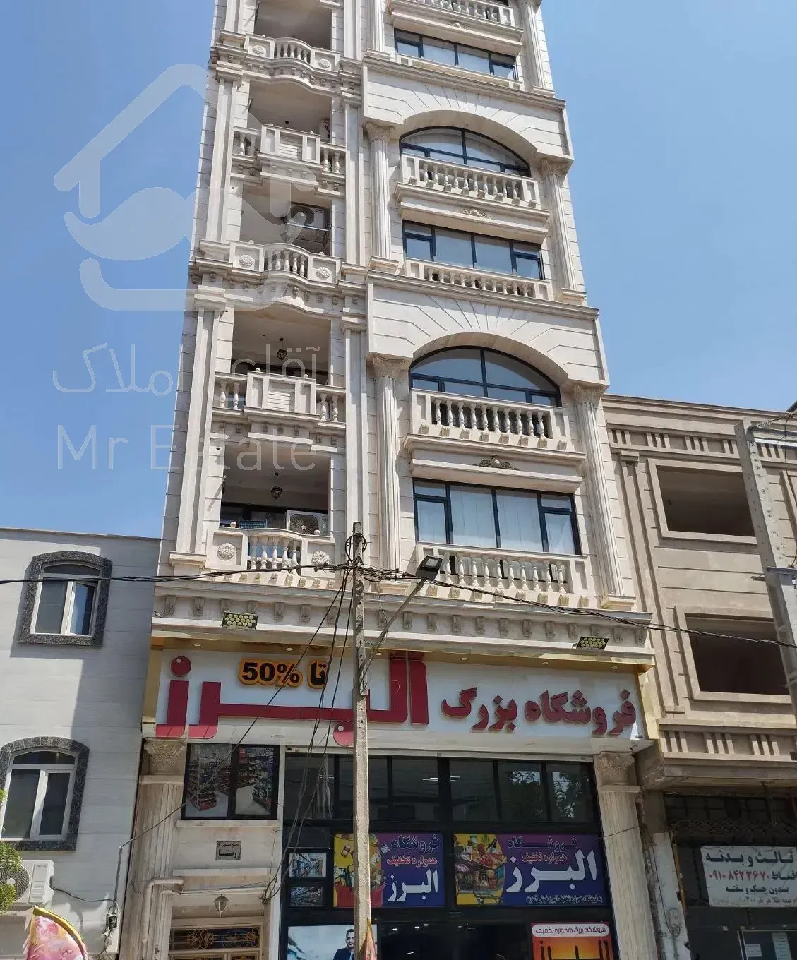 واحد طبقه دوم ۱۲۲ متری با آسانسور دو خواب نوساز