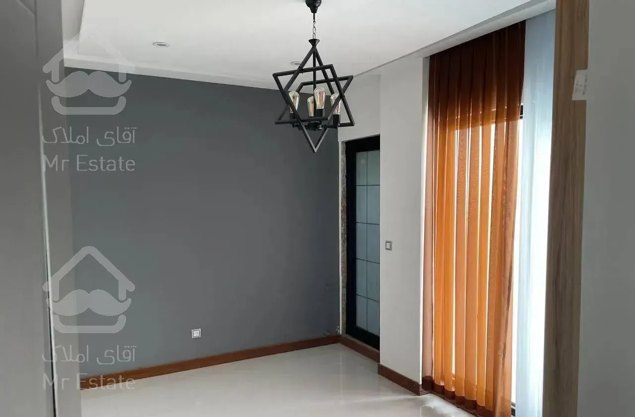 ویلا ۳۵۰ متری استخردار در منطقه جنگلی محمودآباد