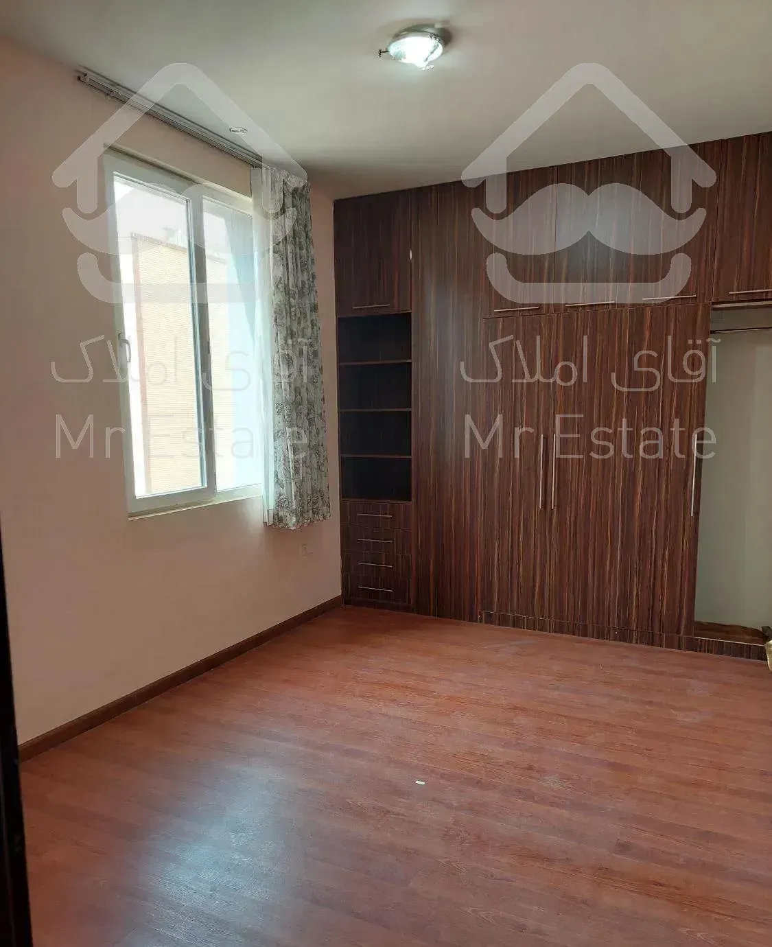 اجاره اپارتمان ۱۳۰ متری شیک پشت هتل پارس