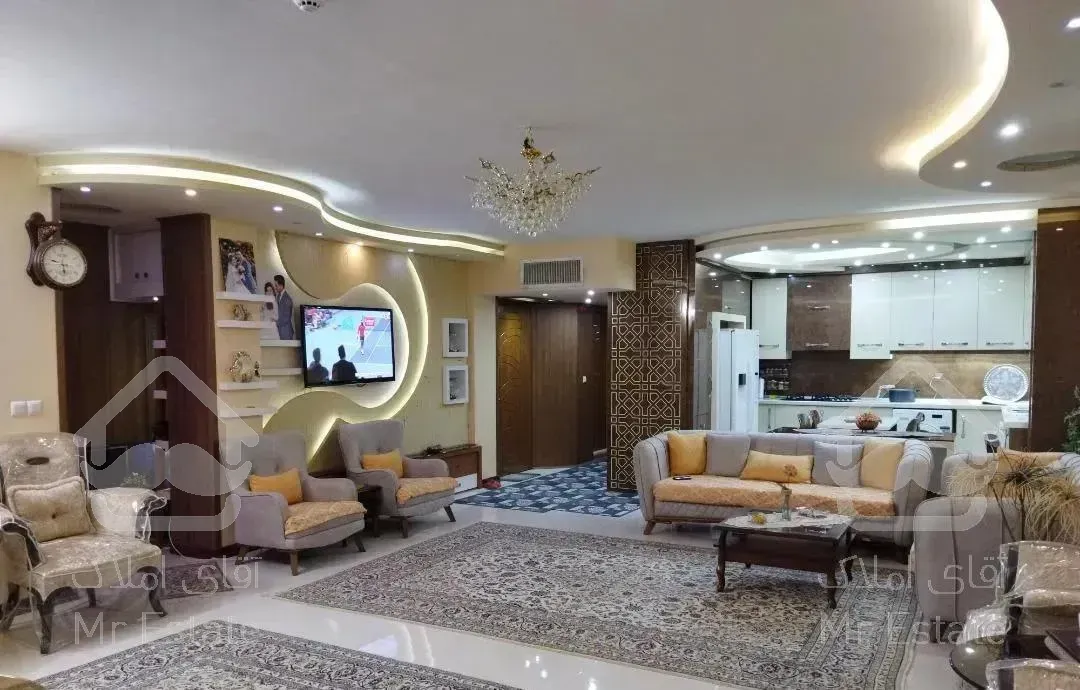 آپارتمان/ ۱۴۳ متر/ سه خوابه/ برازنده