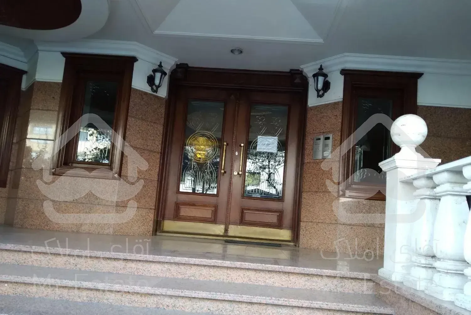 ۱۶۵ متر ۳ خوابه ونک شیراز شمالی