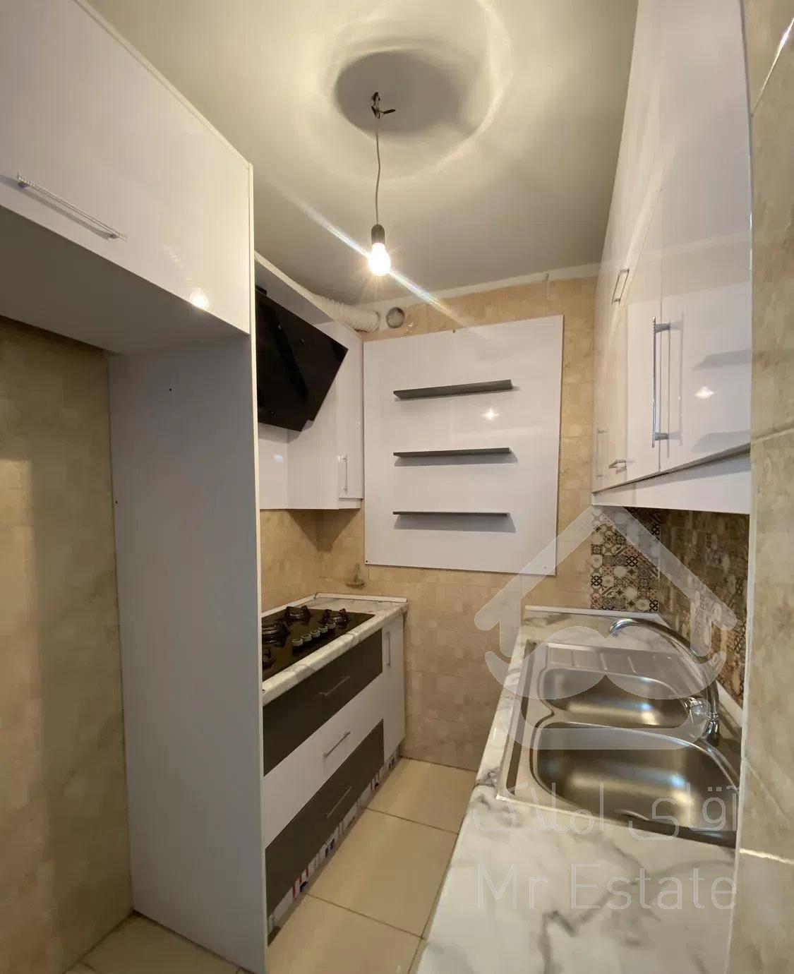 ۵۶ متر با پارکینگ‌و انباری