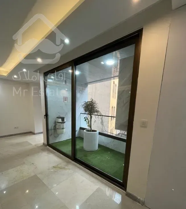 آپارتمان ۲۰۰ متری ۳ خوابه در کامرانیه شمالی فول