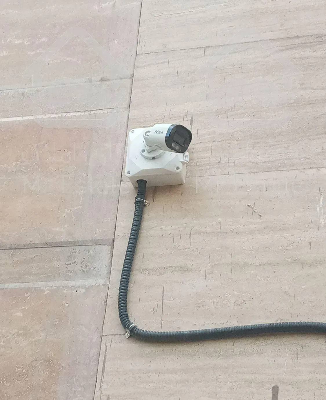 نصاب دوربین  و دزدگیر اماکن