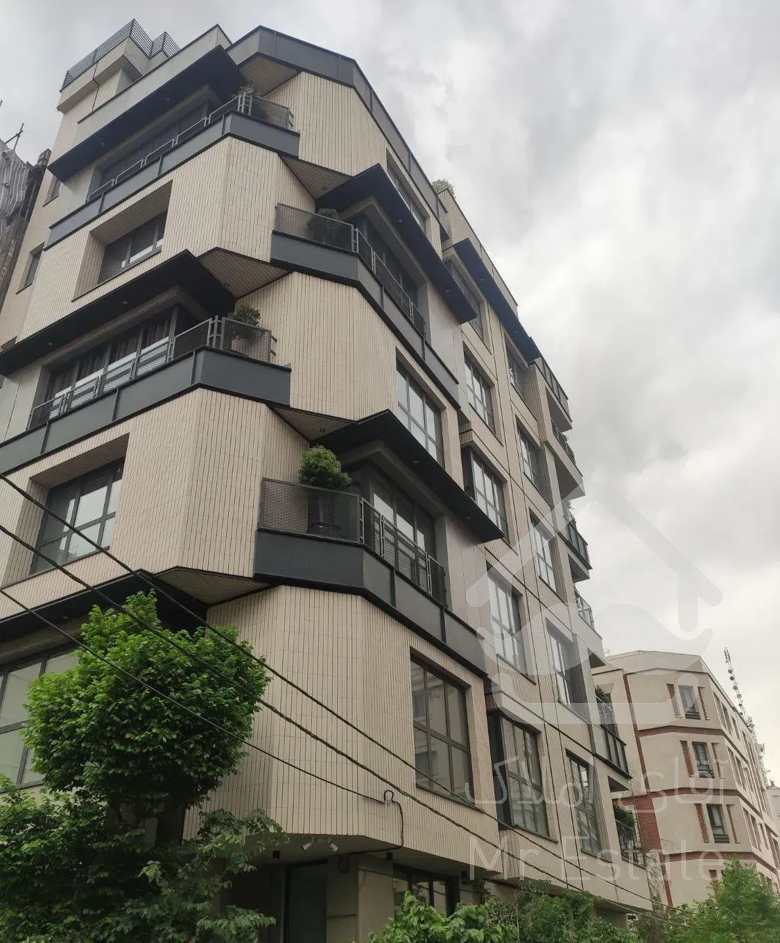 172متر سعادت آباد تک واحدی مدرن ۲پارکینگ