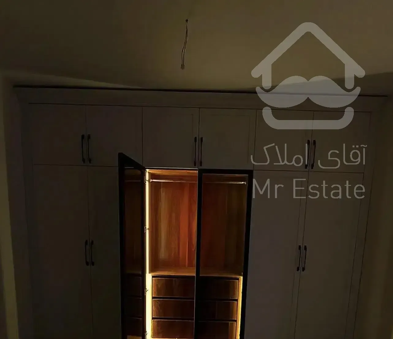 ۱۵۰ متر فرجام نوساز سه خوابه دو پارکینگ