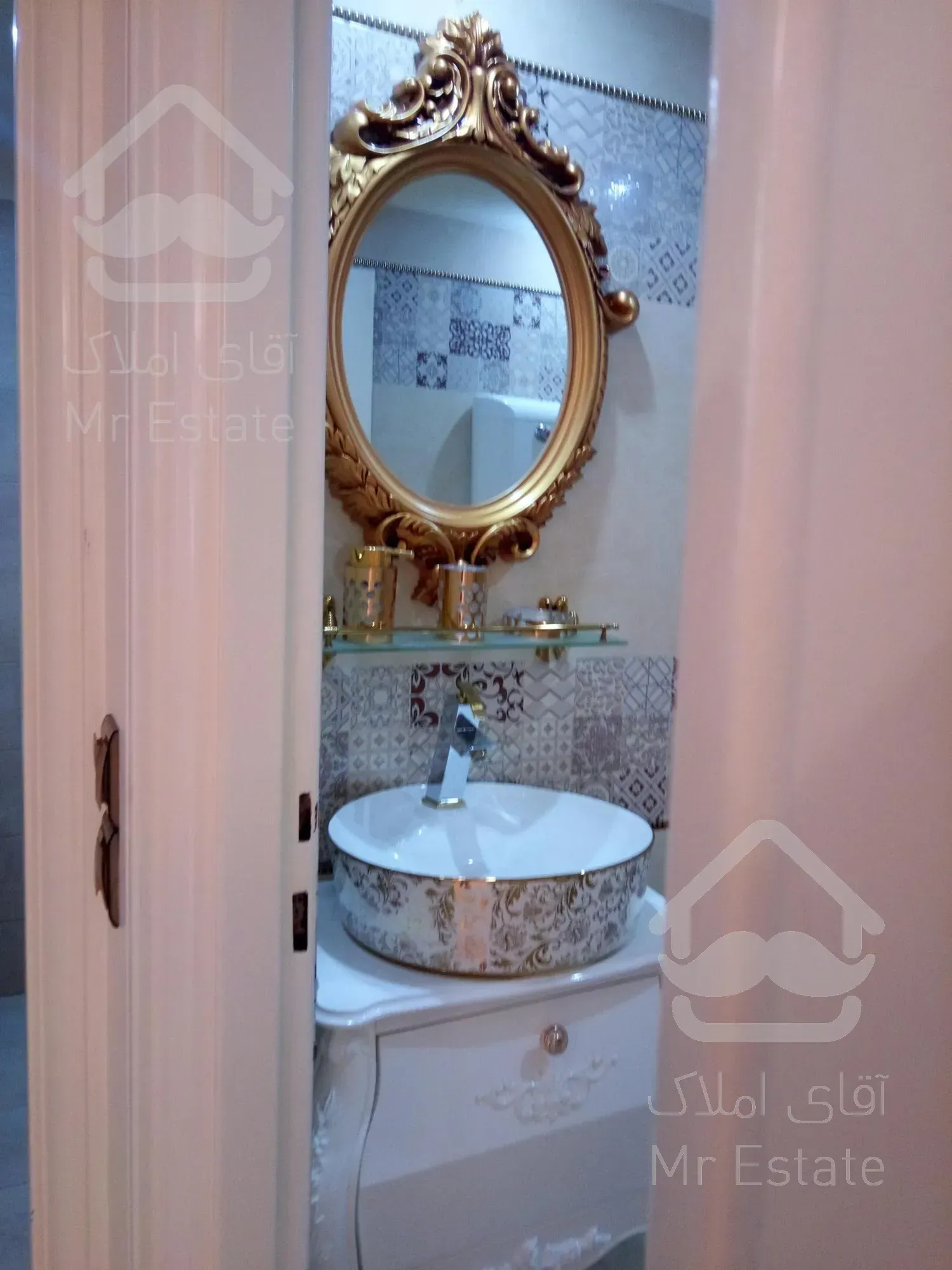 فروش واحد ۱۴۰ متری ۳خوابه فول امکانات در اباذر