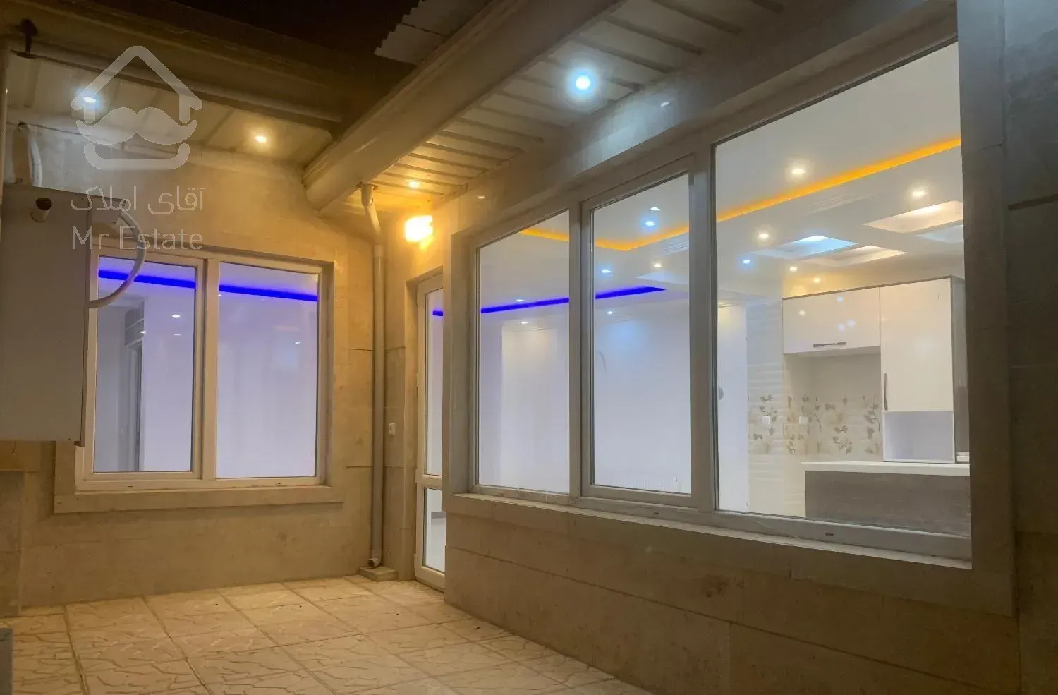 آپارتمان لواسون بزرگ نیکنامده