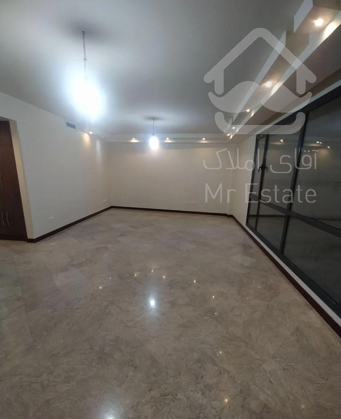 130متری/2خواب/تراس قابل چیدمان/تک واحدی