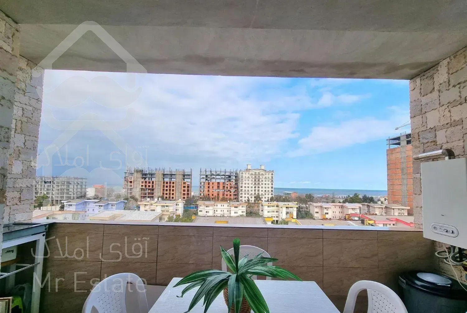 فروش واحد ۱۴۱متری با ویوی دریا در محبوبی بابلسر