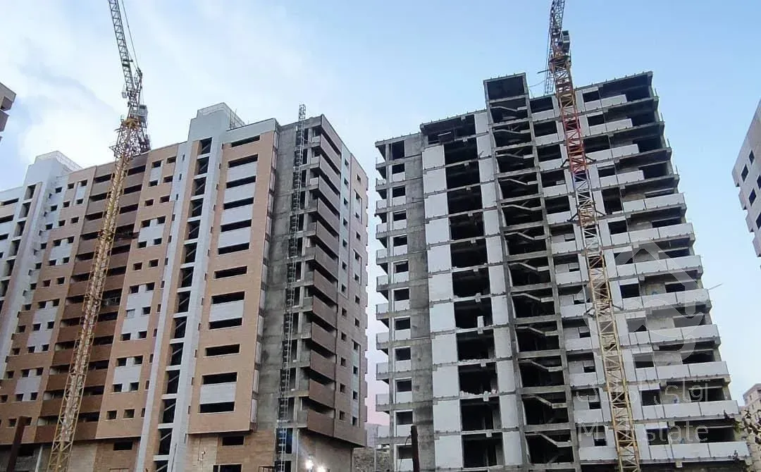 فروش آپارتمان ۲۲۰ متری ۳ خوابه در گلدشت حافظ