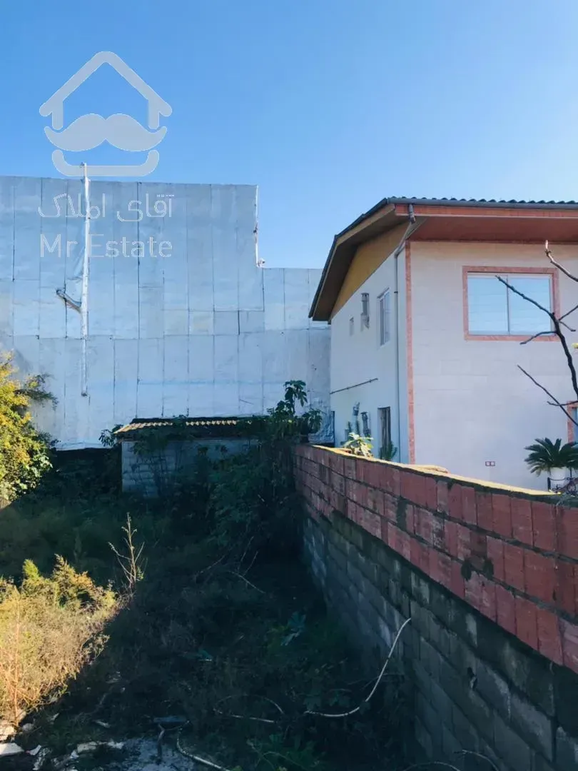 ۲۴۰ متر زمین مسکونی