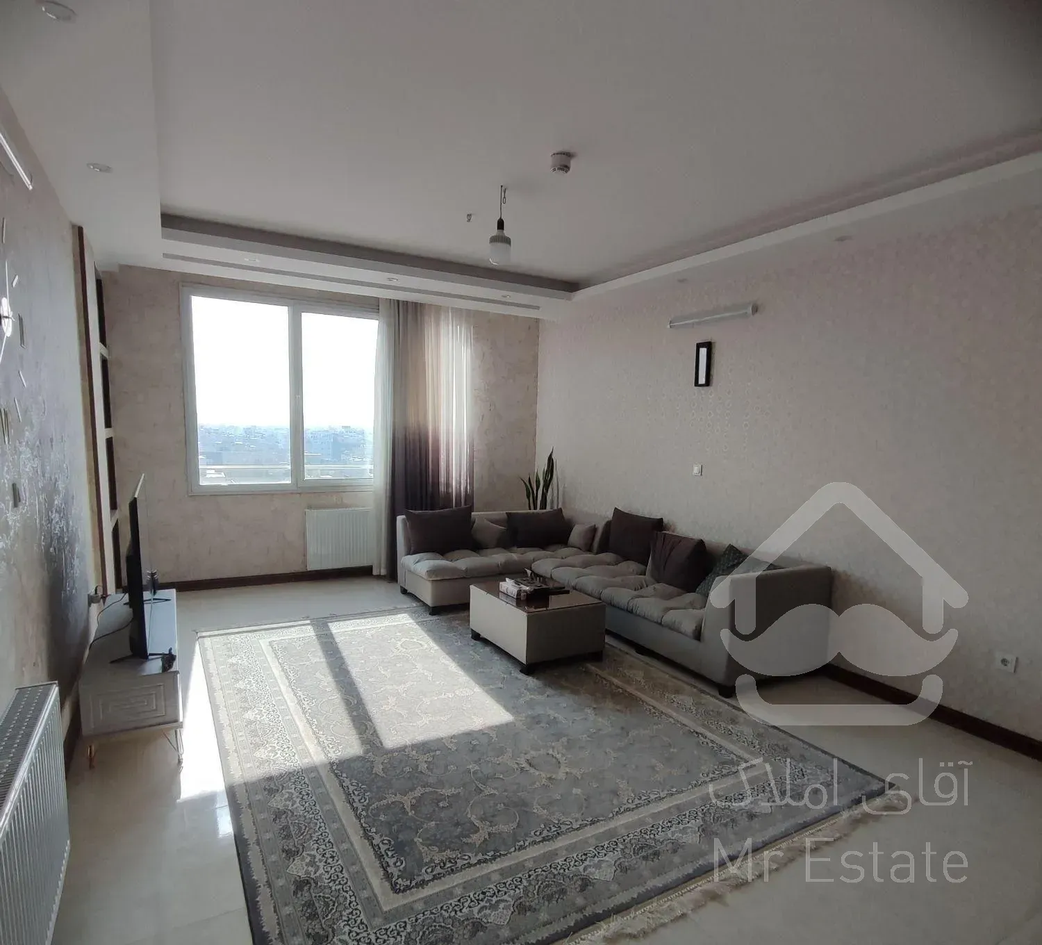 ۹۰متر/شهرک میلاد/۲ خواب/جنوبی/ویو ابدی