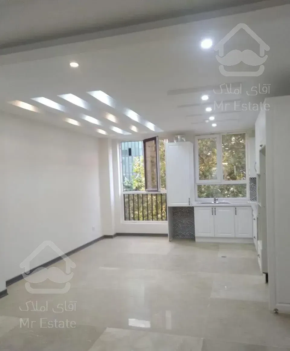 ۱۲۰ متر ۲ پارکینگ نوساز کلید نخورده غرق نور تاپ