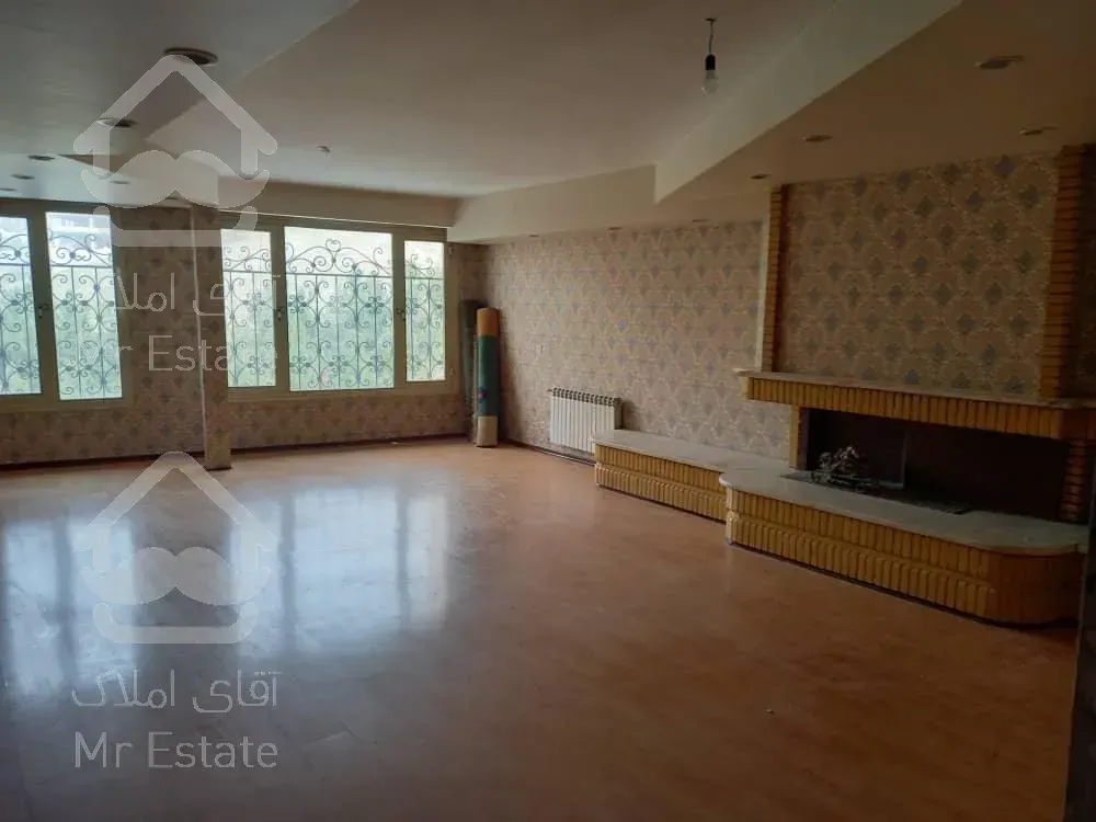 آپارتمان ۹۶ متری واقع در سعادت آباد