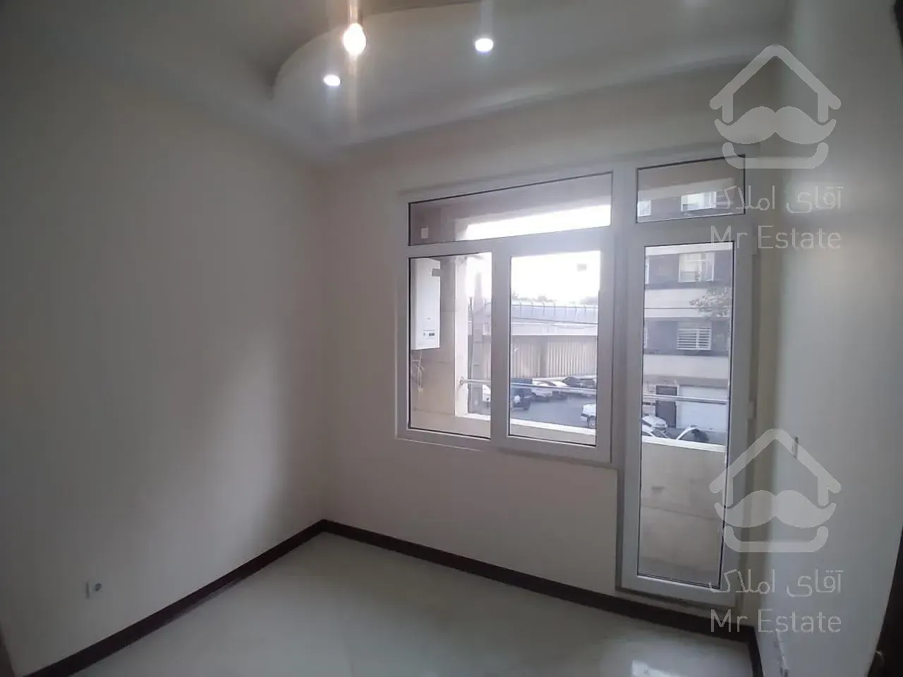 آپارتمان ۶۷ متری دو خواب امکانات عالی سال ساخت ۱۴۰۰