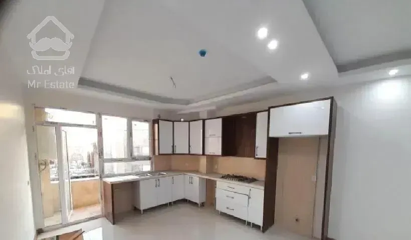 ٨٩ متر / خوش نقشه/ فول بازسازى / کوى بیمه