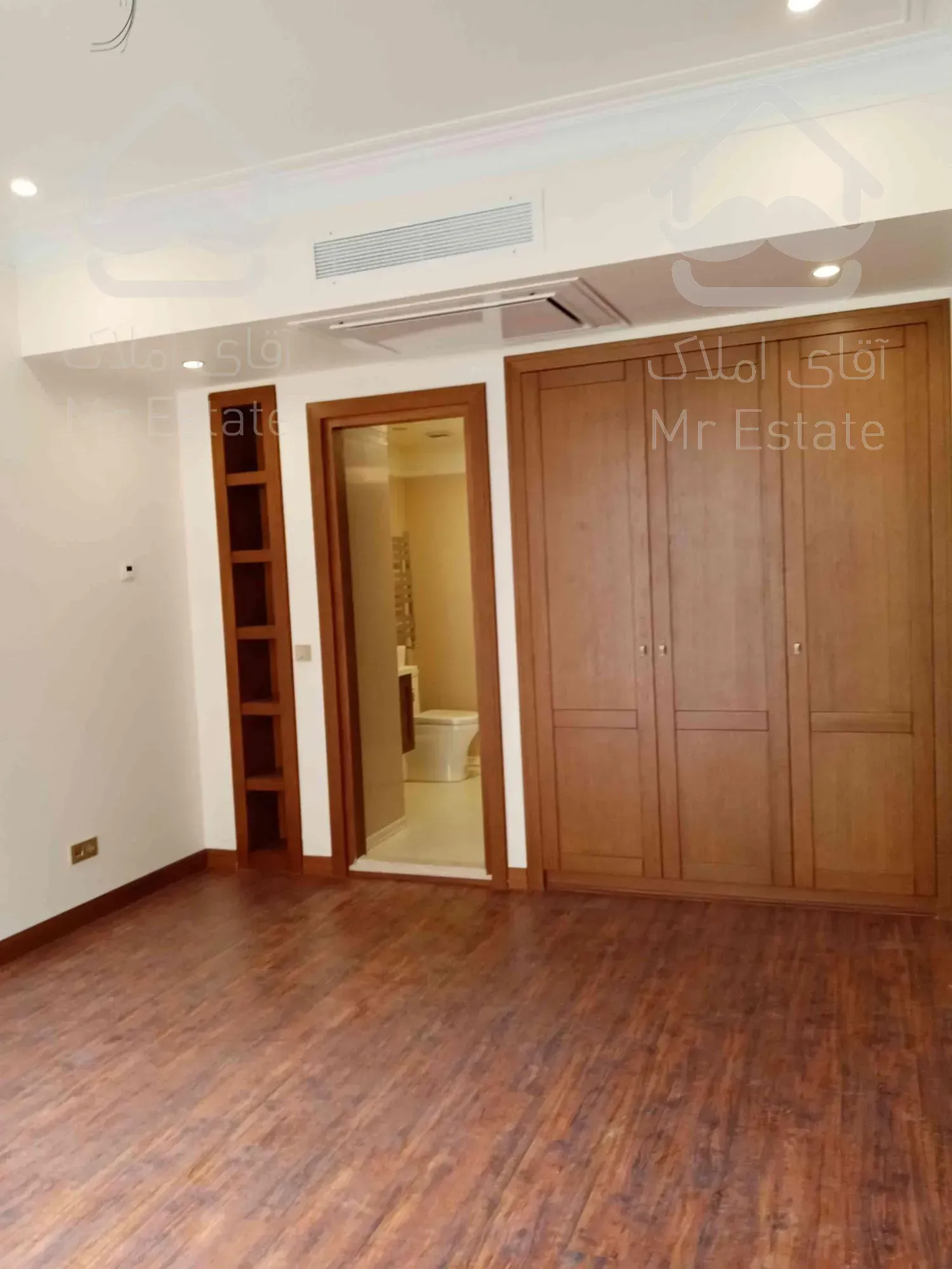 192 متر اندرزگو فول مشاعات /شخصی ساز