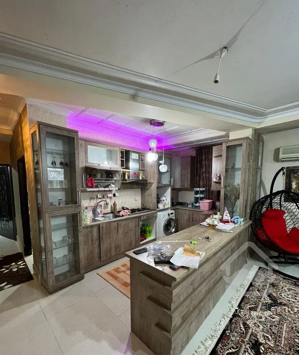 رهن آپارتمان ۱۲۵ متری ۲ خوابه زعفرانیه