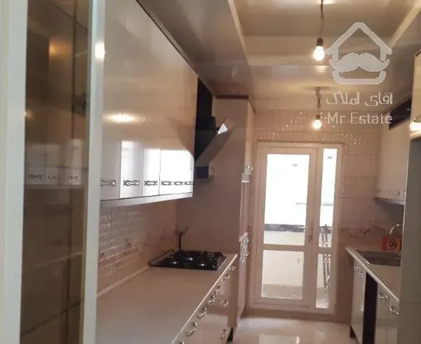 آپارتمان 114 متری 2 خواب تمیز و تخلیه