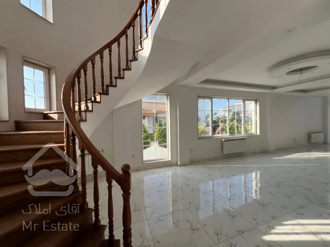 فروش ویلای تریپلکس (دو قلو)