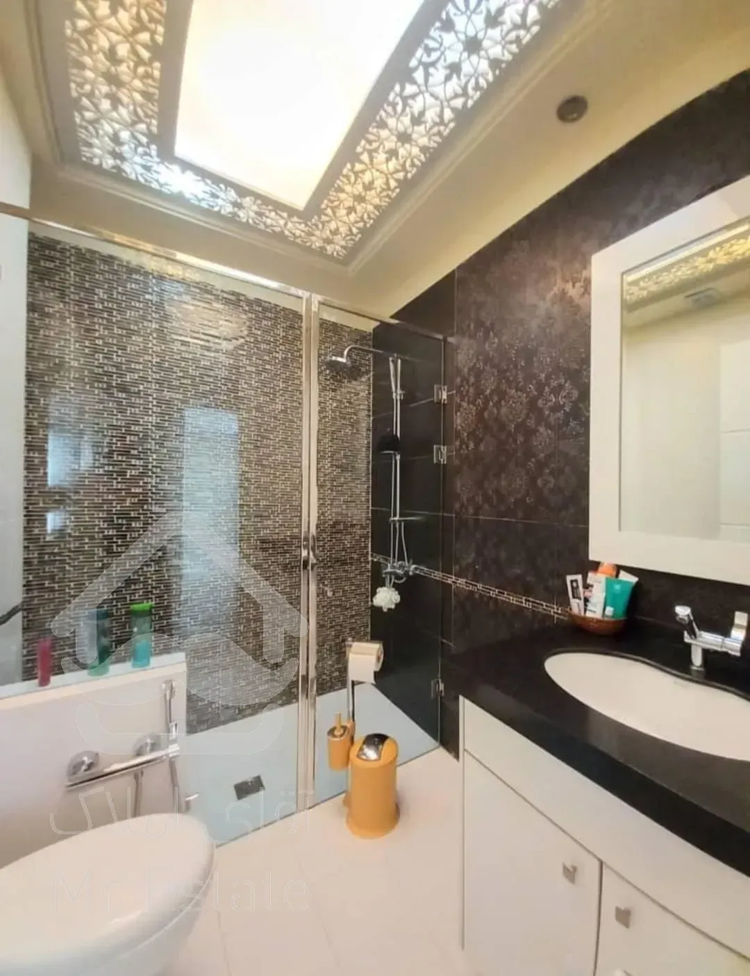 فروش اپارتمان 270 متری زعفرانیه