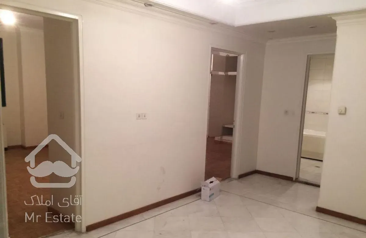 ولیعصر موقعیت اداری ۱۷۵ متر ۳خواب