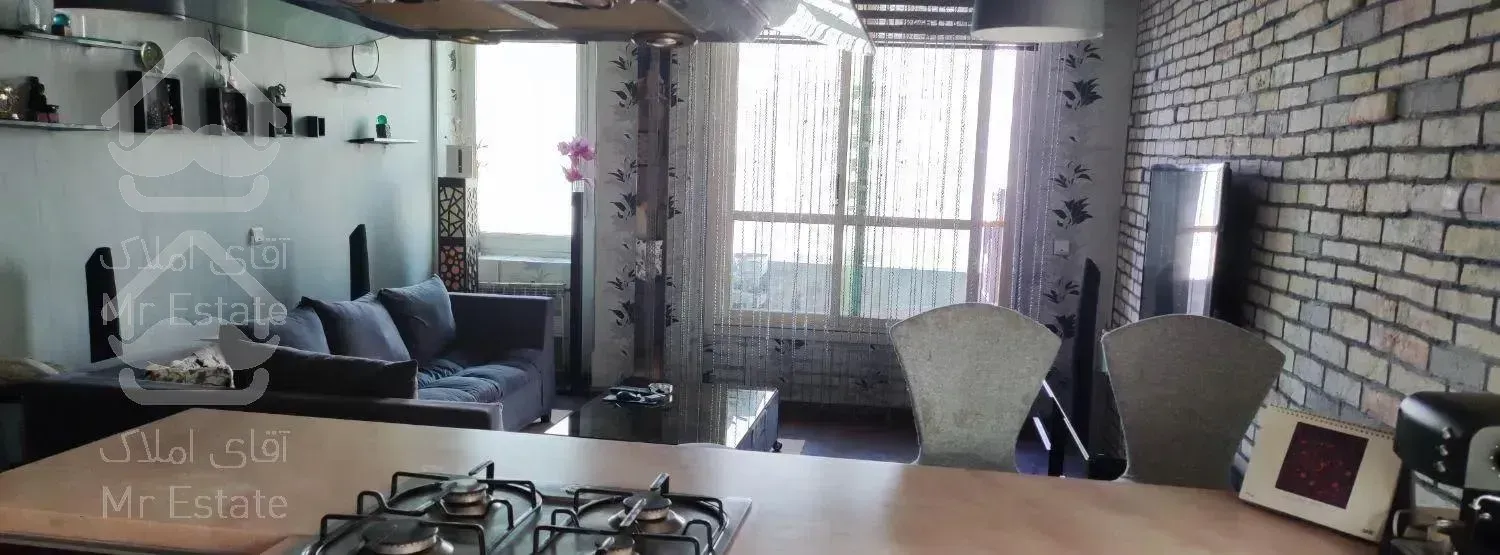 اجاره ۱۰۰ متر خوش نقشه ویو دار طبقه ۸ ازگل