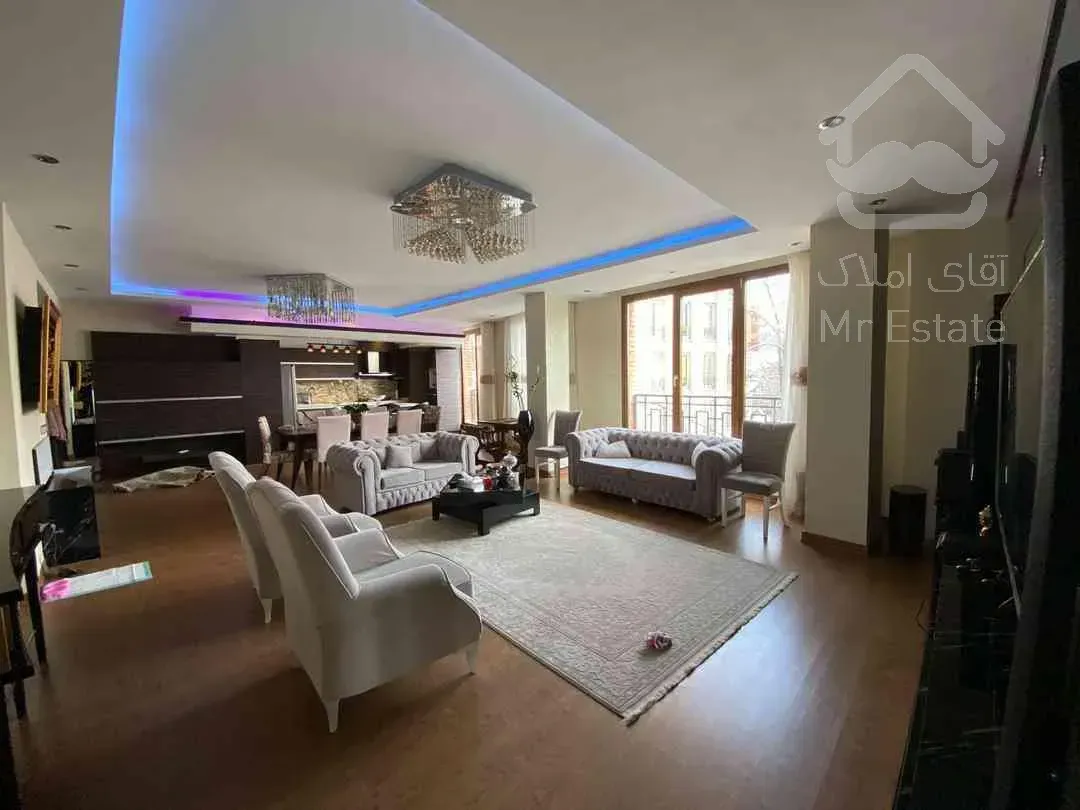 ۱۵۰متر/۳خ/۵پارکینگ/نیاوران