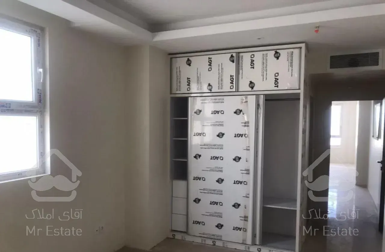 اپارتمان ۱۳۰ متر تهرانپارس غربی