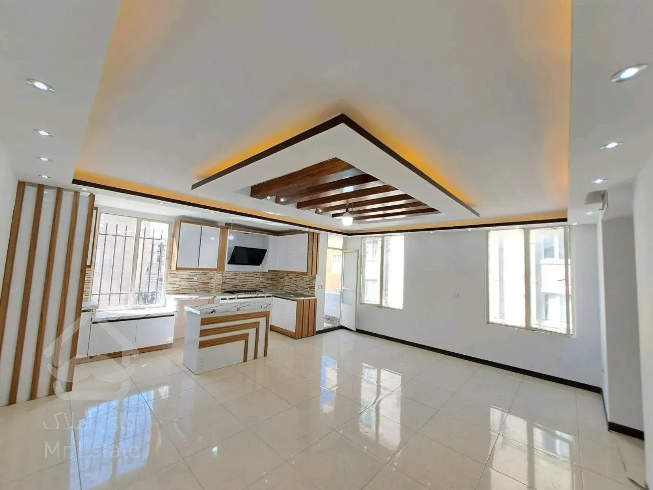 ۵۶متر طبقه۲ سالن پرده خور سند تکبرگ