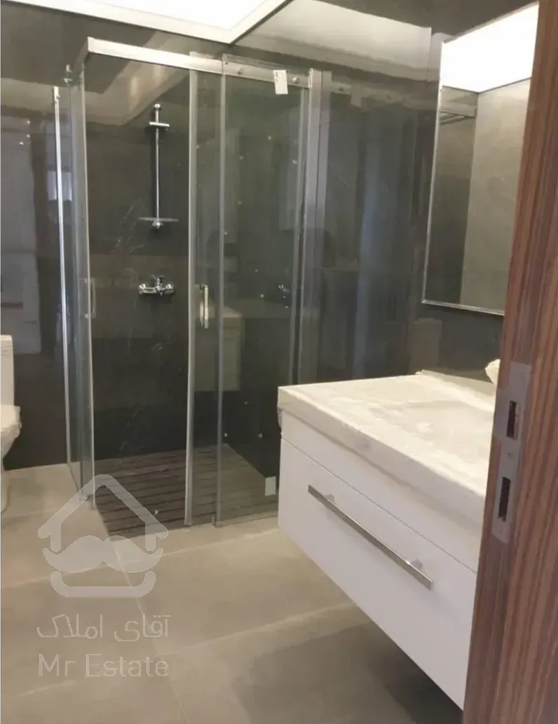 فروش 140 متری اختیاریه