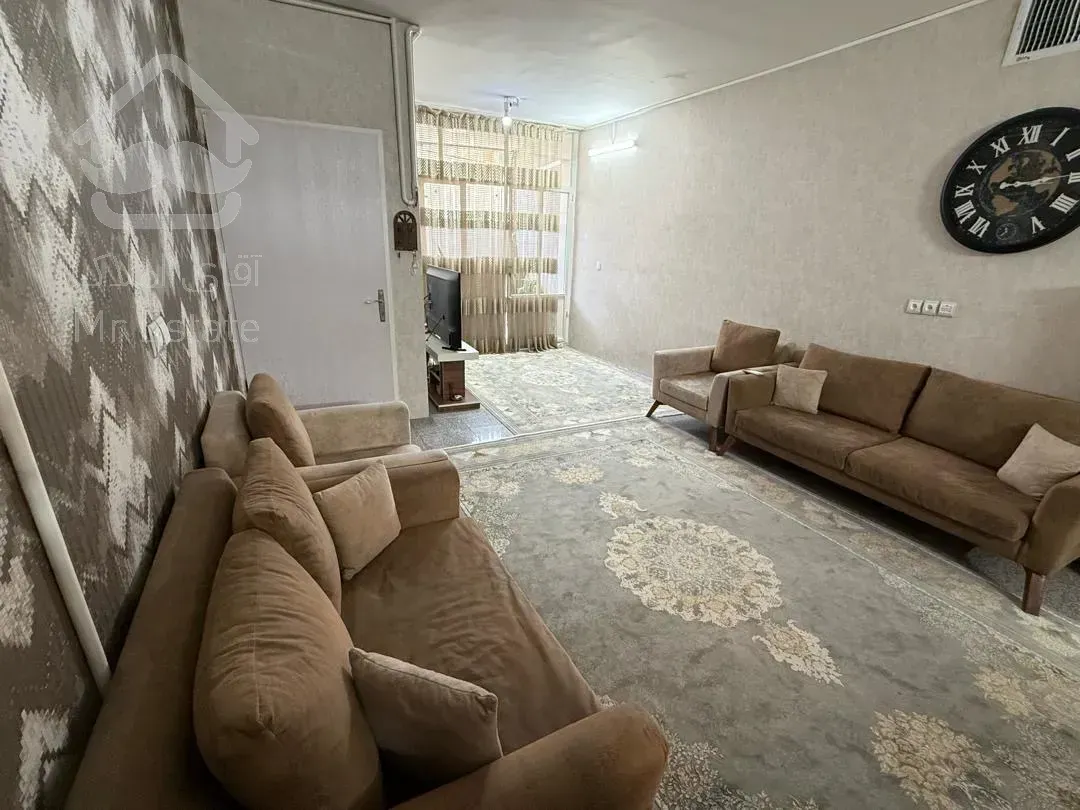 اجاره ی منزل مسکونی طبقه ی اول