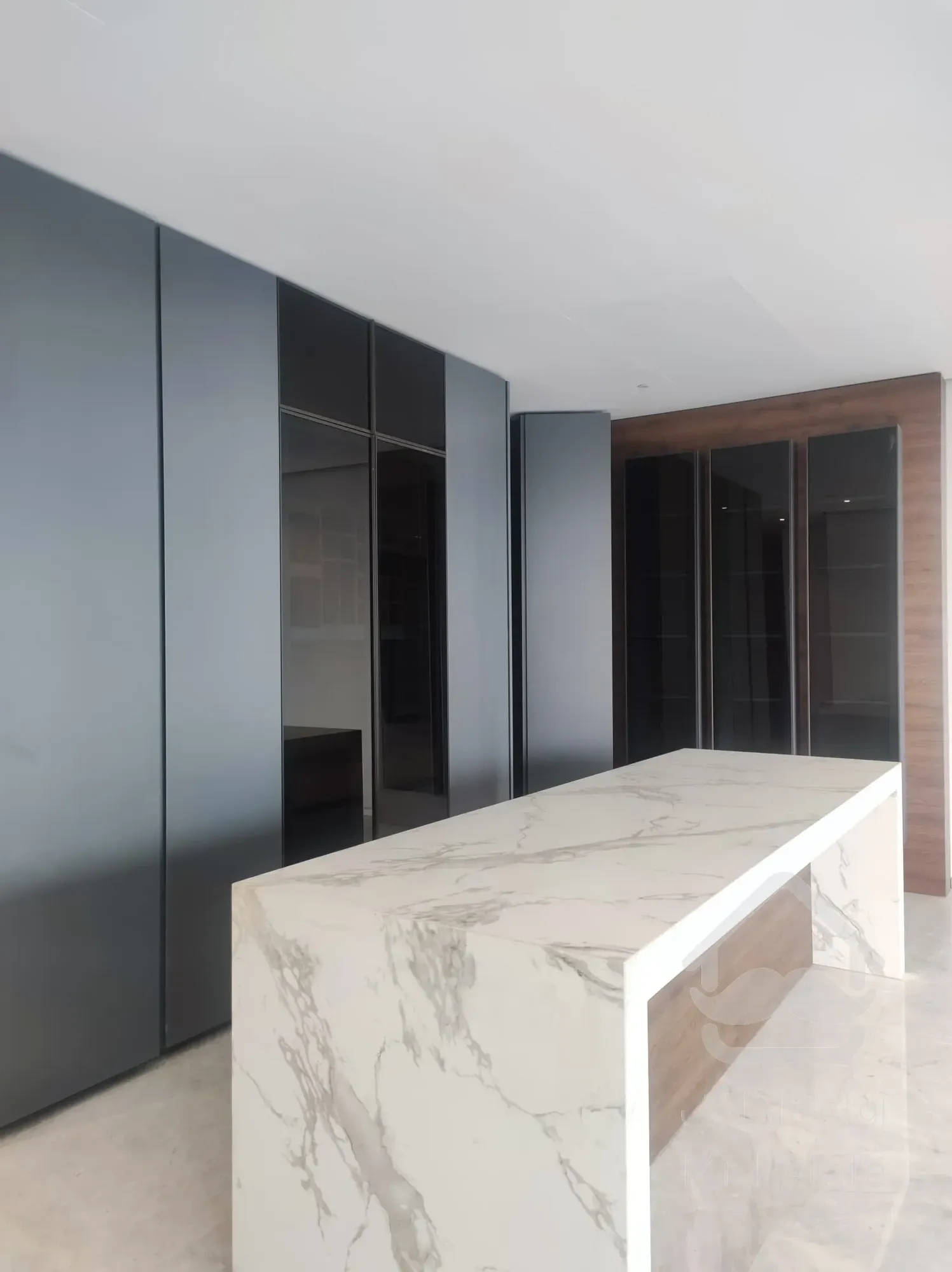 فروش اپارتمان 300متری زعفرانیه