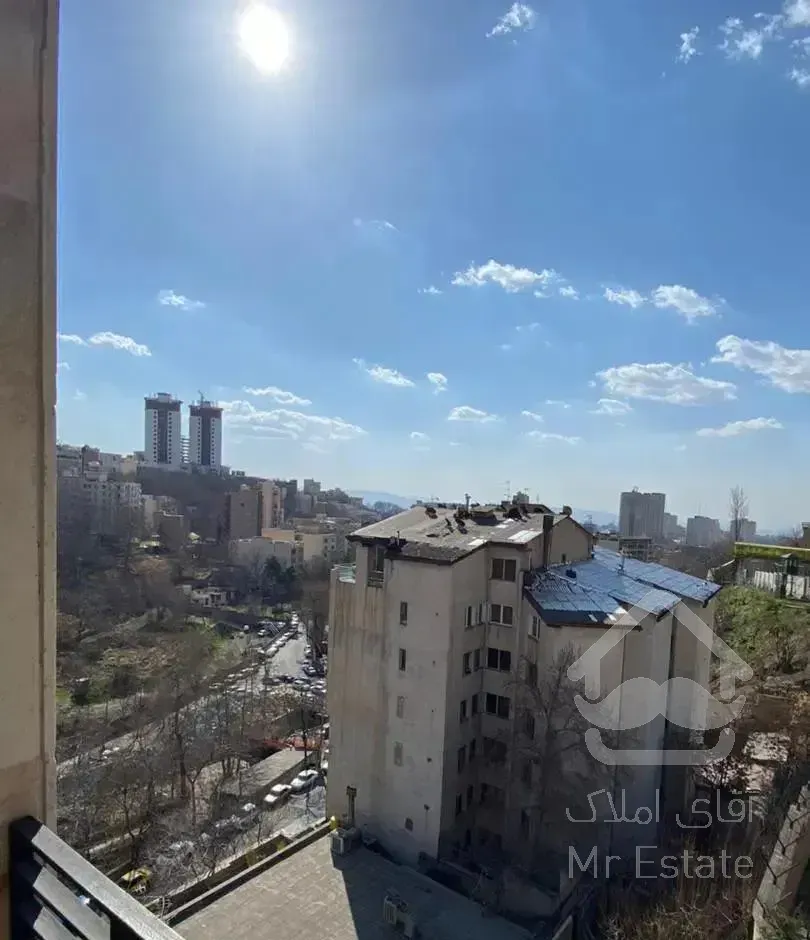 ۳۰۰ متر فول نوساز کلید نخورد ارتفاع سقف ۴ متر