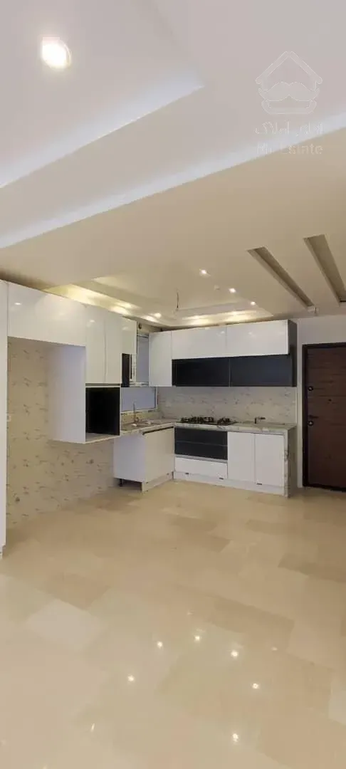 300مترسعادت آباد*موقعیت اداری*۵پارکینگ،لابی شیک