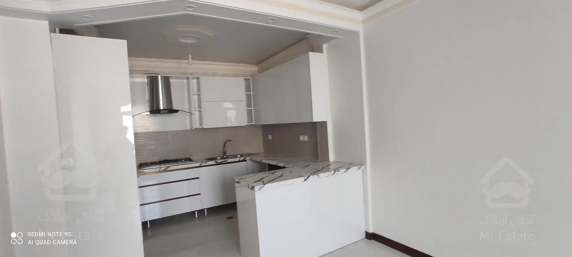 ۷۳متر۲خوابه/فول بازسازی شده/طبقه۳ روئیتی/۸واحدی