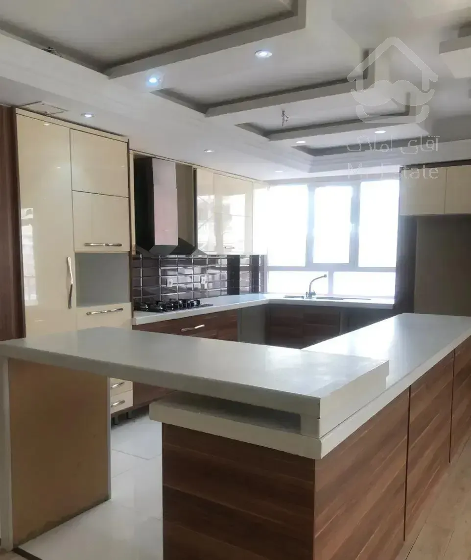 آپارتمان ۱۴۰ متر ۳ خواب  سعادت‌آباد امکانات کامل